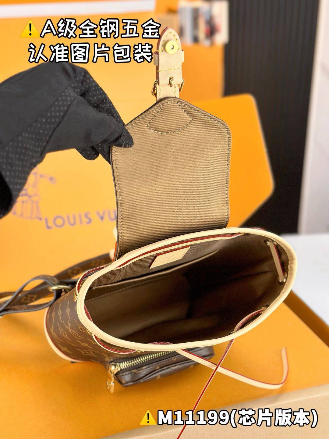 💰800【特级MB原厂全钢163c芯片】 montsouris 双肩包 型号：M11199 材料：A+级全钢五金，进口高弹面料 包装：全套特级免税MB包装 尺寸：24 x 25 x 12 厘米