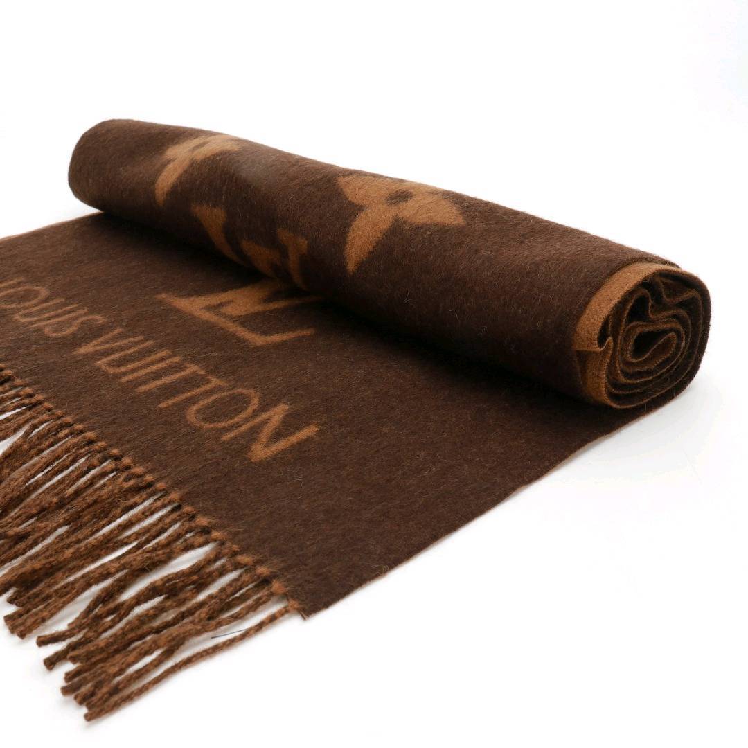 Louis Vuitton LV 满印羊绒流苏围巾 羊绒羊毛材质，1：1针织满印图案，标配全套包装 Size：45cm*190cm（含须） LV围巾