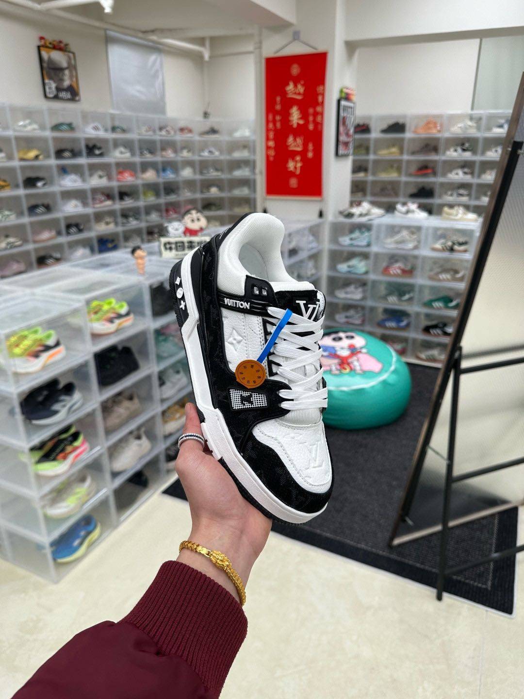 💰150..9色高端福利合集💓 # 高端头层空胶工艺展现品质 Louis Vuitton Trainer lv时装走秀运动鞋