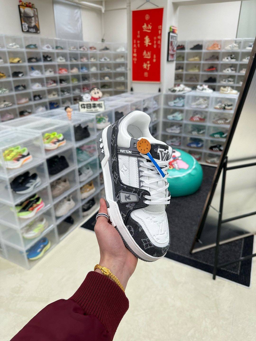 💰150..9色高端福利合集💓 # 高端头层空胶工艺展现品质 Louis Vuitton Trainer lv时装走秀运动鞋